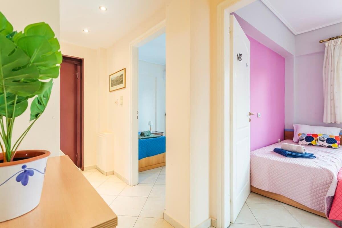 Spacious Urban Haven-Family Home, Perfect Location Каламата Екстериор снимка