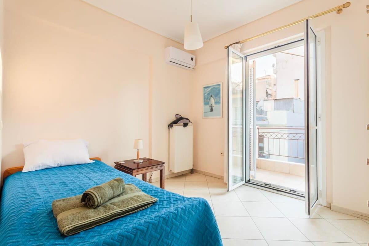 Spacious Urban Haven-Family Home, Perfect Location Каламата Екстериор снимка